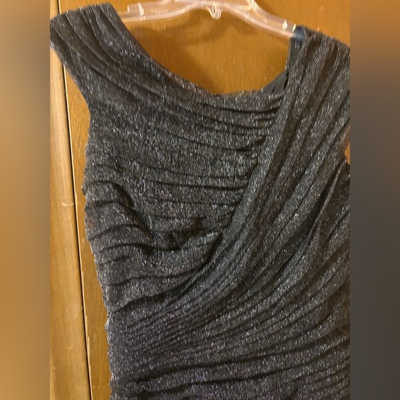 Tadashi Shoji Pleated Metallic Trumpet Gown in Black - Picture 6 of 10